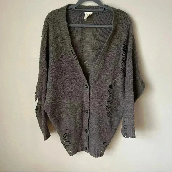 Urban Outfitters Pins & Needles Dark Grey Distressed Chunky Knot Cardigan Small - Picture 1 of 6